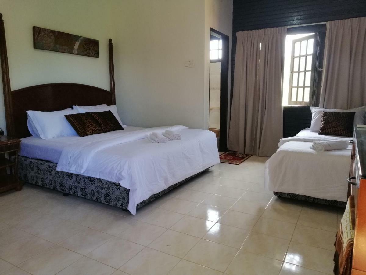 Asiacamp Taman Negara Resort Kuala Tahan Eksteriør billede